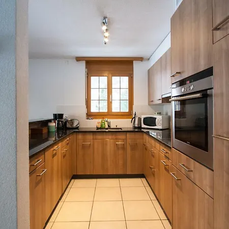 Arven Apartment *